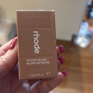 RHODE Pocket Blush in piggy